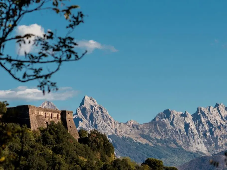 Casa Graziella Villa Albiano Magra Italy